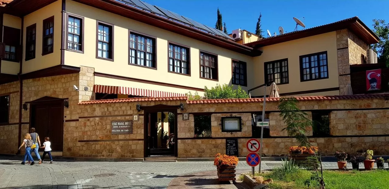  6 rooms ranging from 35 to 90 sq. m Eski Masal Hotel | Antalya Kaleici 