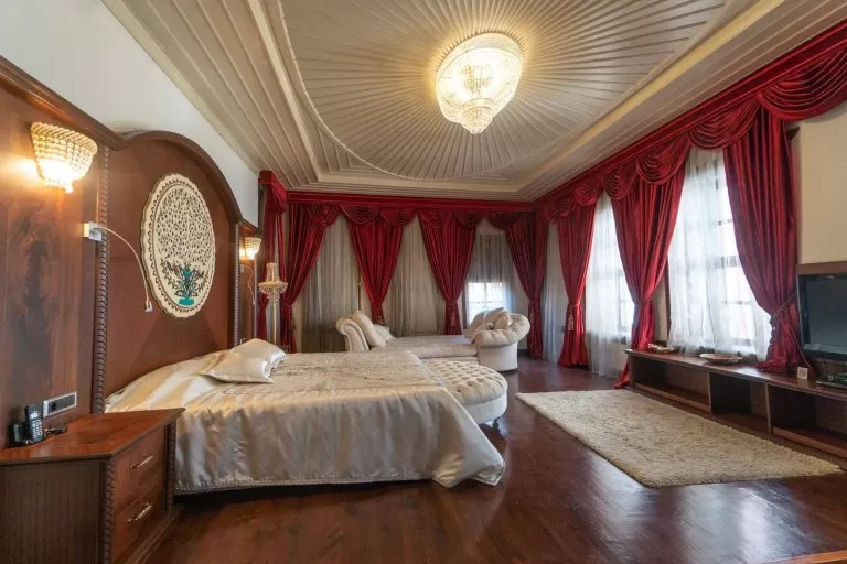 Ottoman Suite
