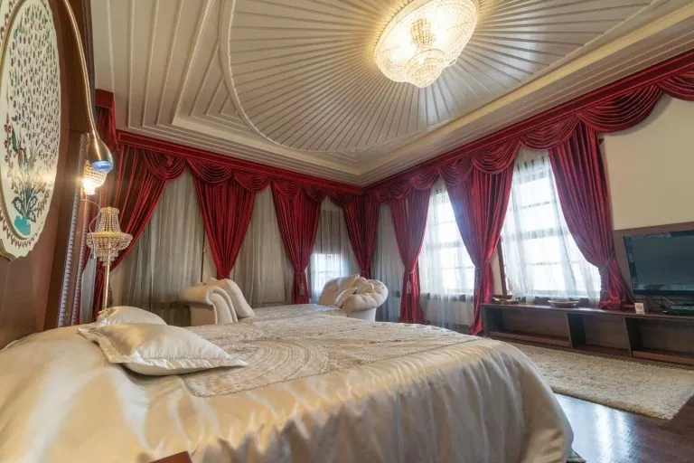 Ottoman Suite