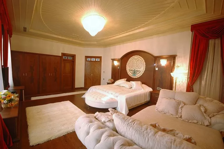 Ottoman Suite